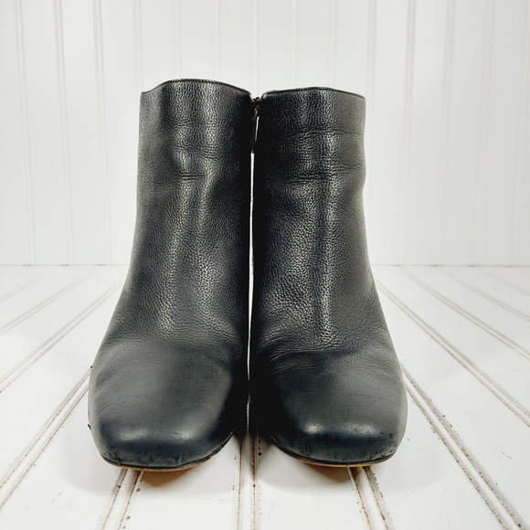 Michael Kors Black Leather Slip On Side Zip Block Heel Ankle Boots D856 - Picture 3 of 14